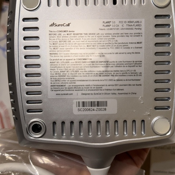 NWT SURECALL FLARE OMNI ANTENNA CELLULAR SIGNAL AND DATA BOOSTER 2500 SQ FT - Picture 10 of 16